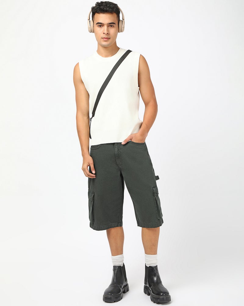 bewakoof Men's Dark Olive Green Washed Baggy Fit Cargo Carpenter Shorts - Image 4